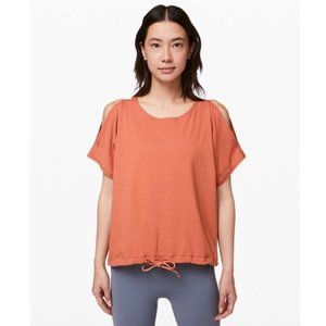 NEW Lululemon Renew the Day Short Sleeve (Canyon Rock Size 2)